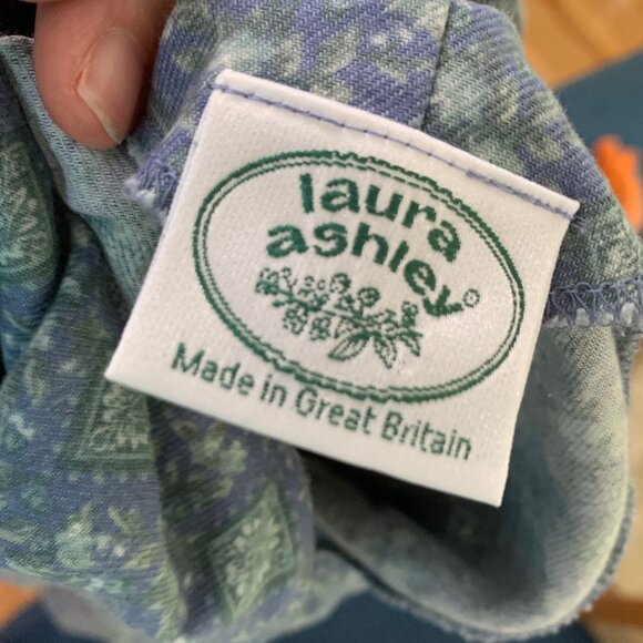 Vintage Laura Ashley blue-gray pinafore, US6 - Picture 5 of 7